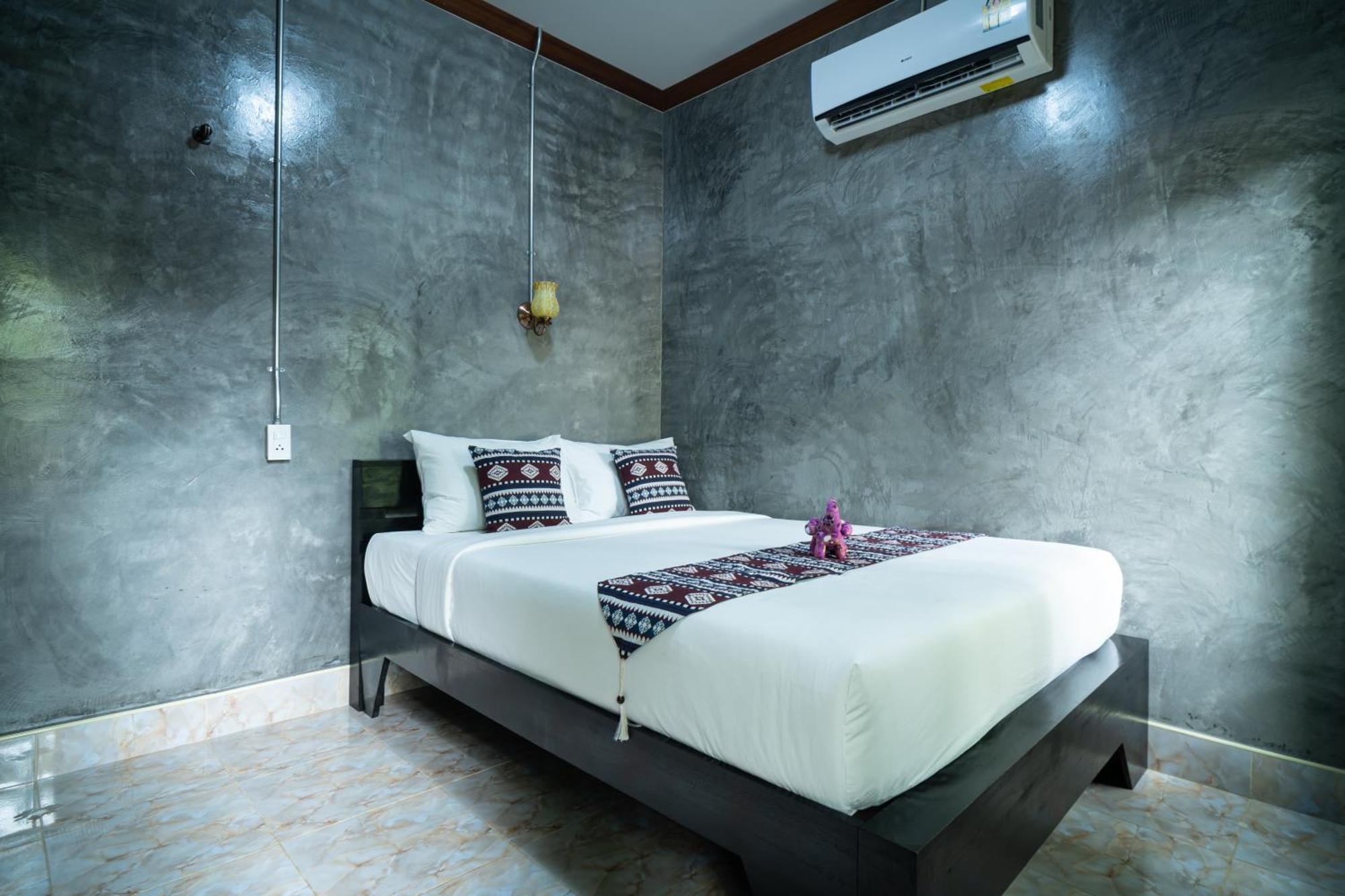 Siam Lanta Resort - Sha Extra Plus 란타섬 외부 사진